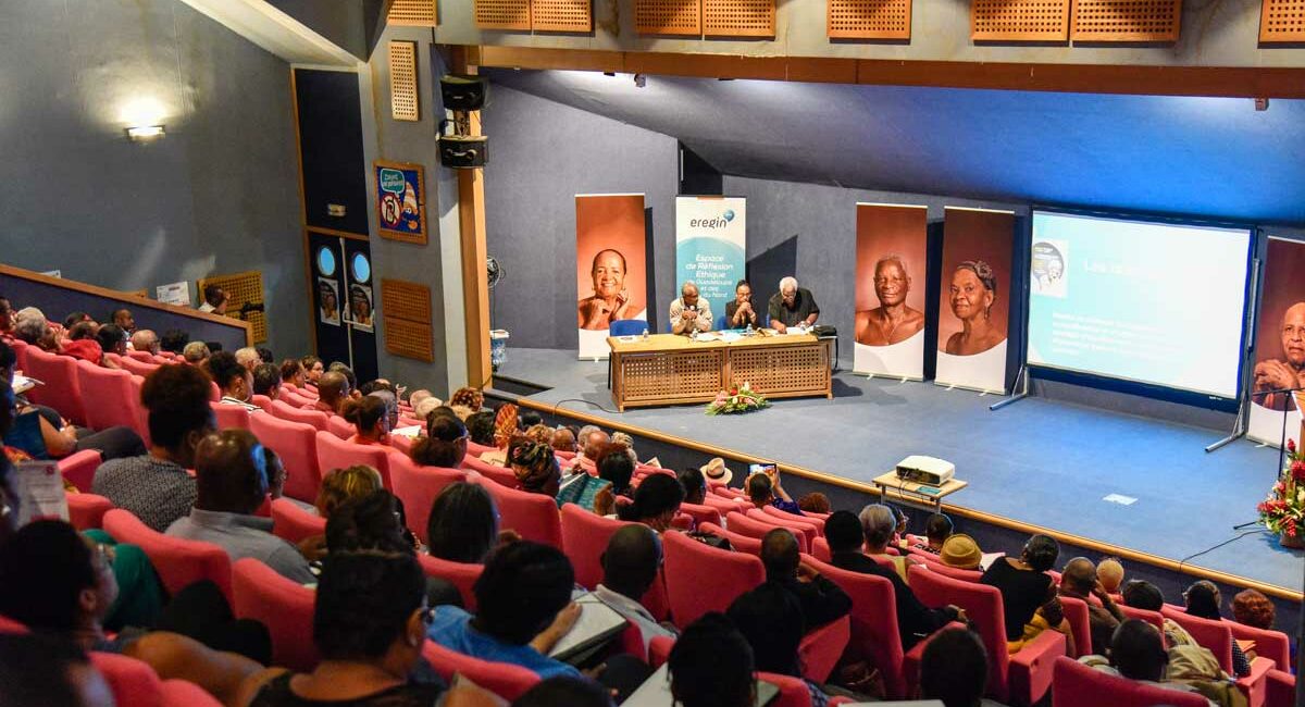 participants à un débat public sur la personne âgée en guadeloupe
