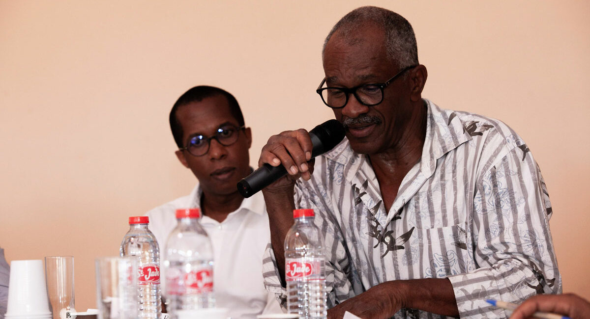 médecin intervenant lors d'un séminaire de groupe entre professionnels de la santé en guadeloupe 2021